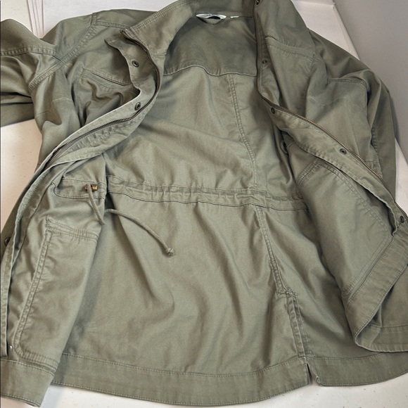 L.L. Bean Women’s Cotton Utility Jacket - Picture 11 of 15
